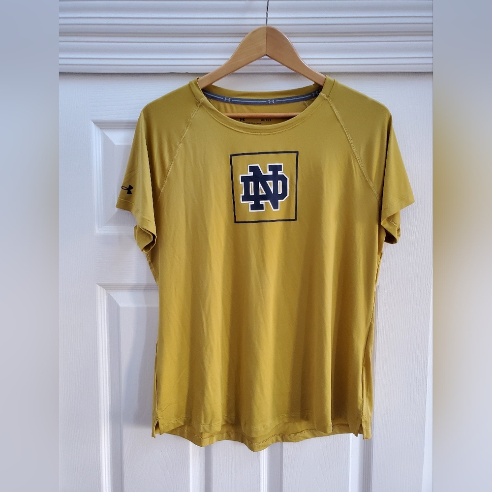 Under Armour Notre Dame Gold Short Sleeve Tee